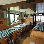 Pensjonat Landgasthof Traube 2*